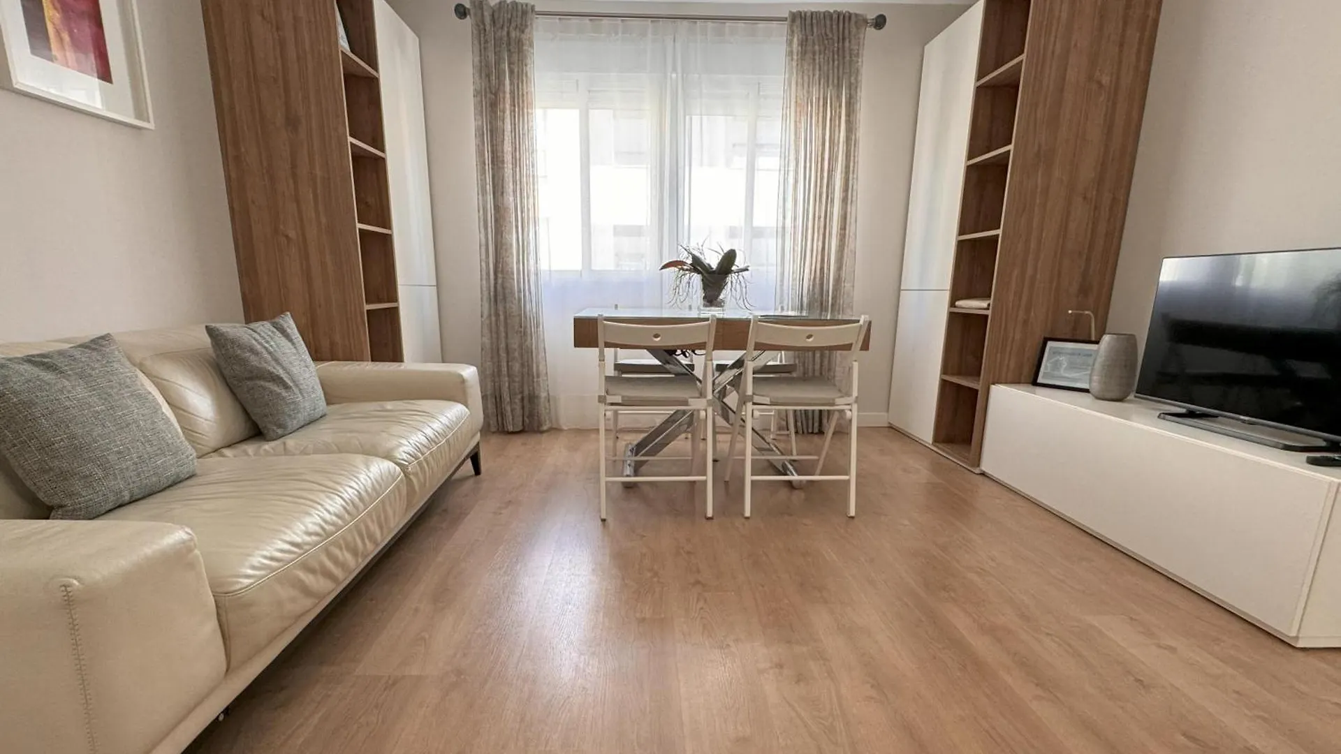 Apartamento Amaro Cadiz - Playa Victoria
